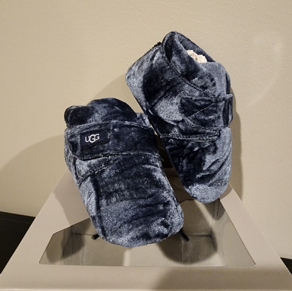 Ugg Bixbee Velvet Bootie